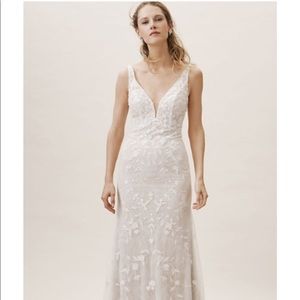 Whispers & Echoes Claremont Gown size 6 | BHLDN
